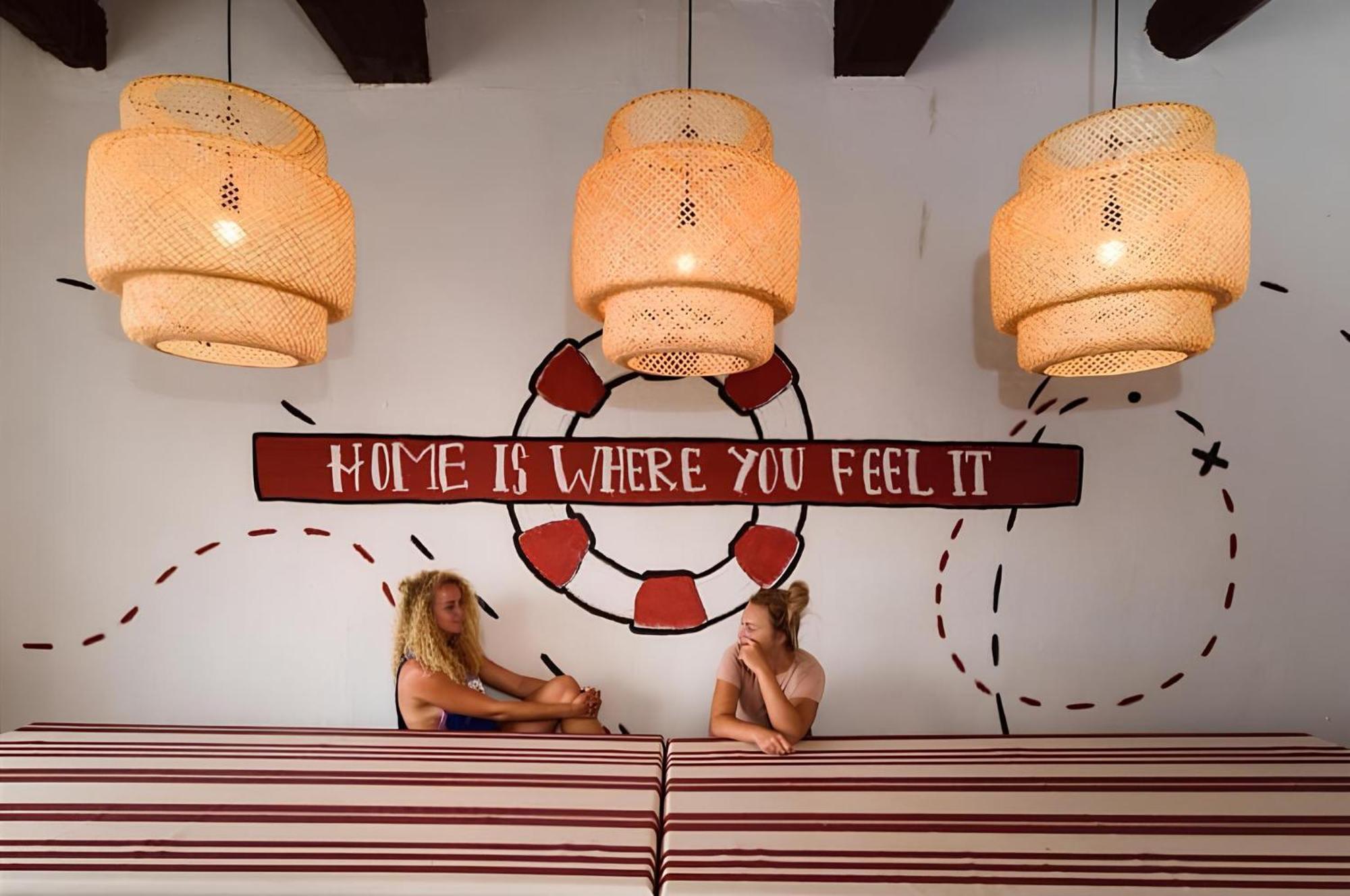 Suntrap Hostel Lagos Exterior foto